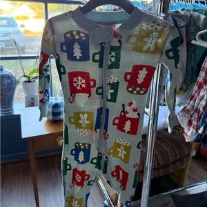 Hanna Andersson Festive Footies - Red, Green, Blue